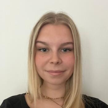 Babysitter in Sydney: Sienna