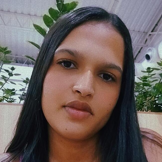 Babysitter in Petrolina: Suelen