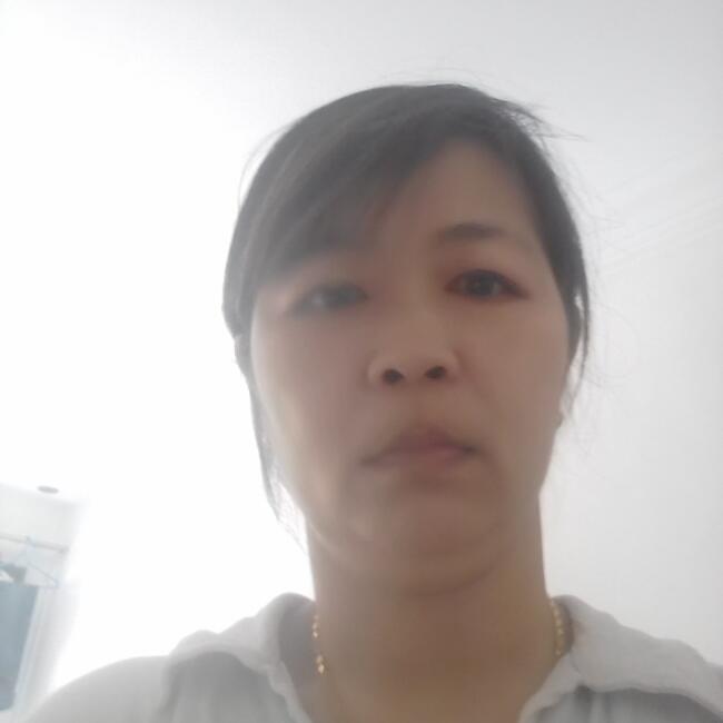 Babysitter in Singapore: Lily