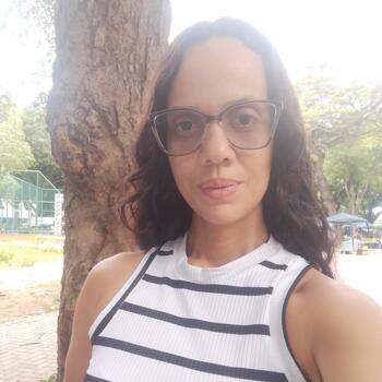 Babysitter Fortaleza: Monica Thais