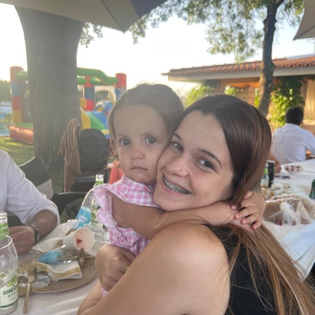Babysitter em Évora: Leonor