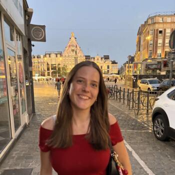 Baby-sitter in Boulogne-sur-Mer: Victoria