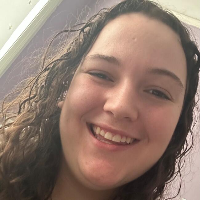 Babysitter in Lancaster: Poppy