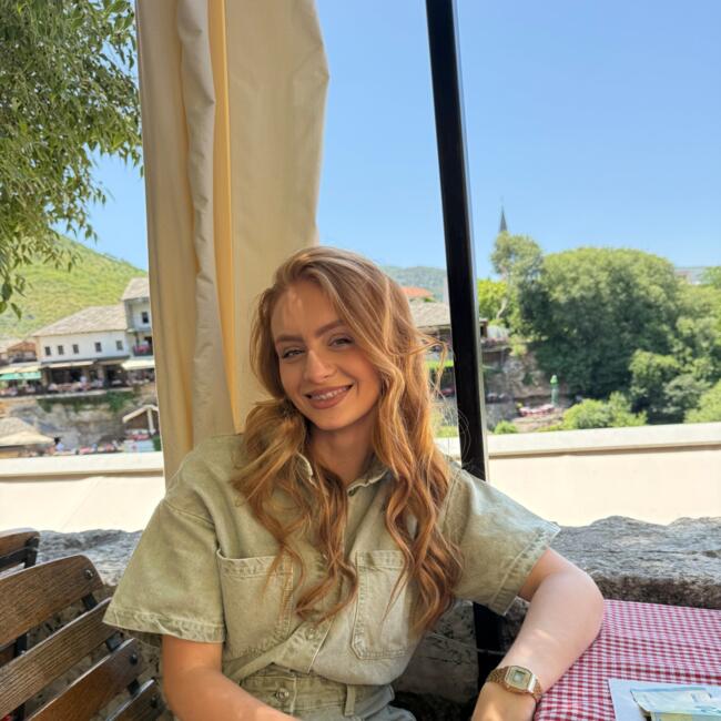 Dadilja u Sesvete (Grad Zagreb): Lucija