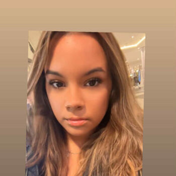 Babysitter Sutton: Laura