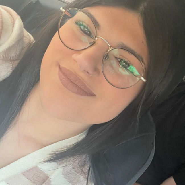 Babysitter a Castelvetrano: Angela