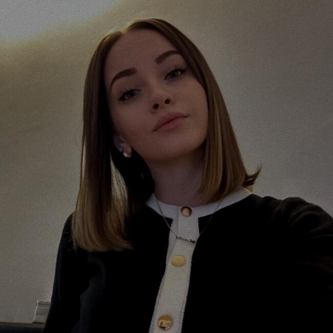 Posao čuvanja djece u Vodice: Nina