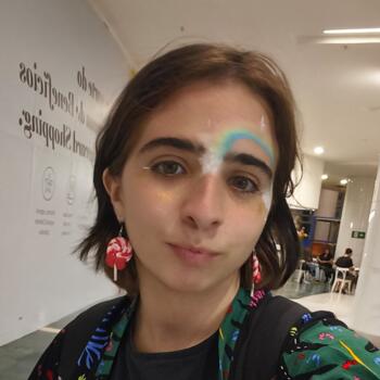 Babysitter in Belo Horizonte: Isis
