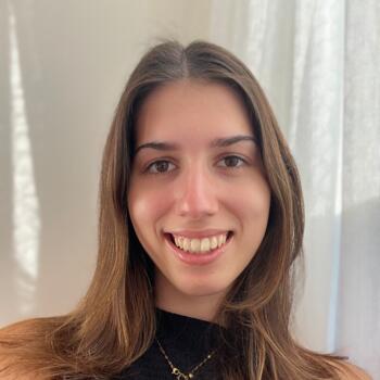 Babysitter em Almada: Sofia