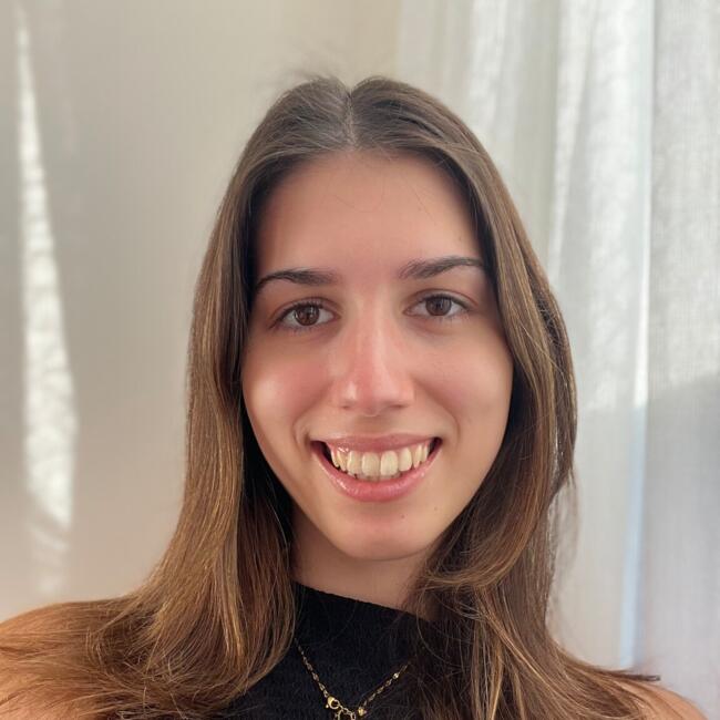 Babysitter em Almada: Sofia