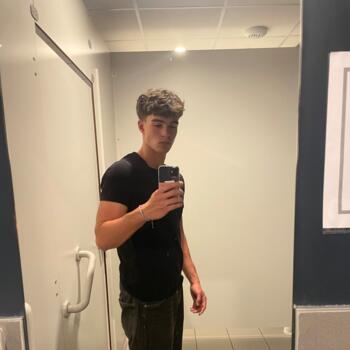 Babysitter Saint-Médard-en-Forez: Erwan