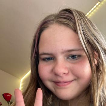 Babysitter in Longmont: Alivia