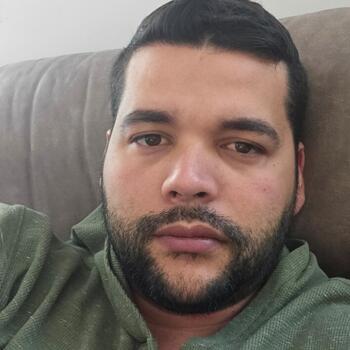 Babysitting job in Natal: babysitting job Victor