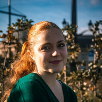 Babysitter in Talence: Rose