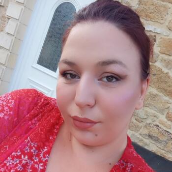 Babysitter Voiron: Angie