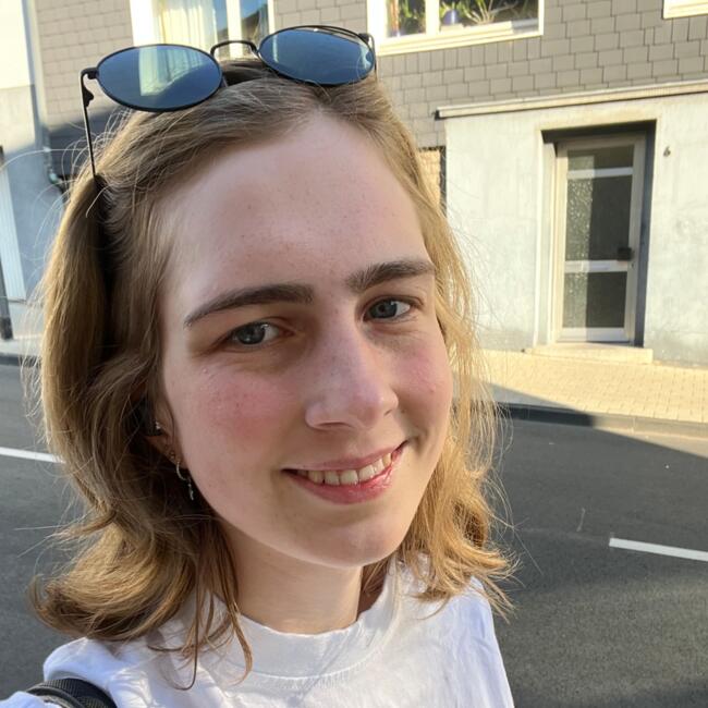Babysitter in Wuppertal: Laura