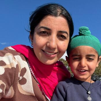 Babysitter Hobart: Amandeep