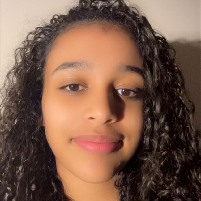 Babysitter in Sheffield: Ashley