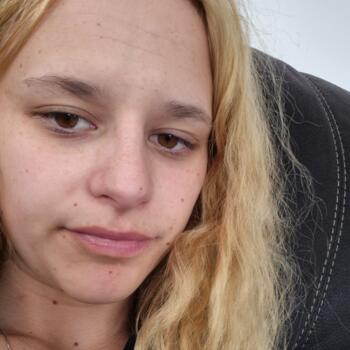 Babysitting job in Mosgiel: babysitting job Gina