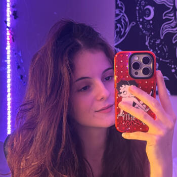 Babysitter in Ollioules: Charlotte