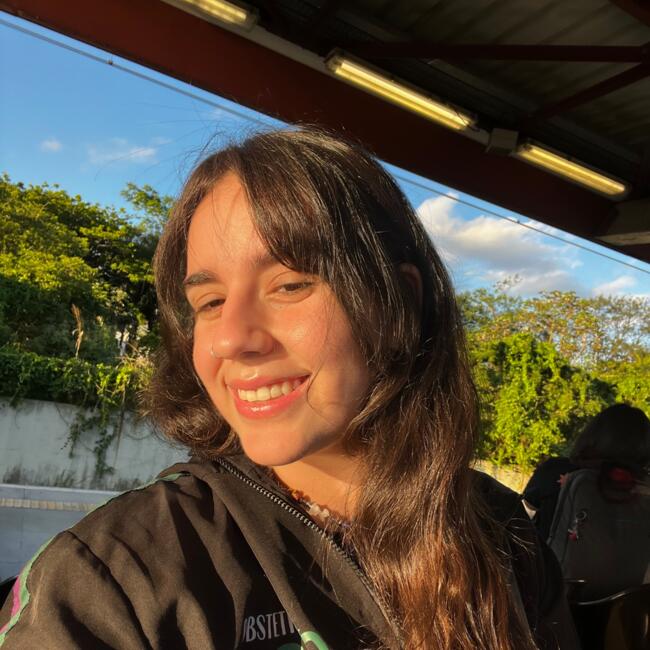 Babysitter in São Paulo: Isabela