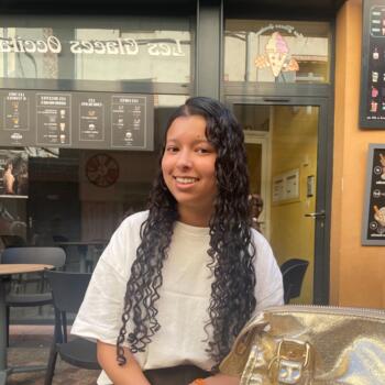 Babysitter Montauban: Assiya