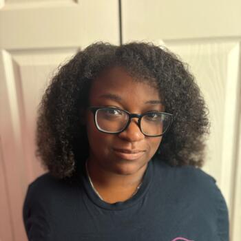 Babysitter Groveland (Florida): Lark