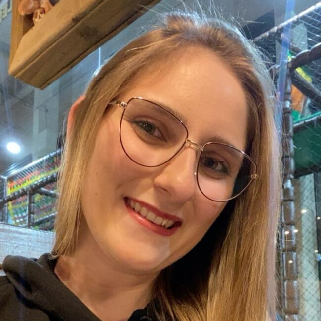 Babysitter in Erechim: Gisele