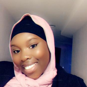 Baby-sitter in Aubervilliers: Awa
