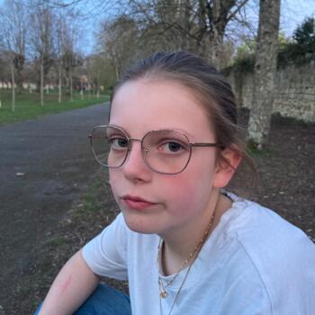 Babysitter Parçay-Meslay: Enora