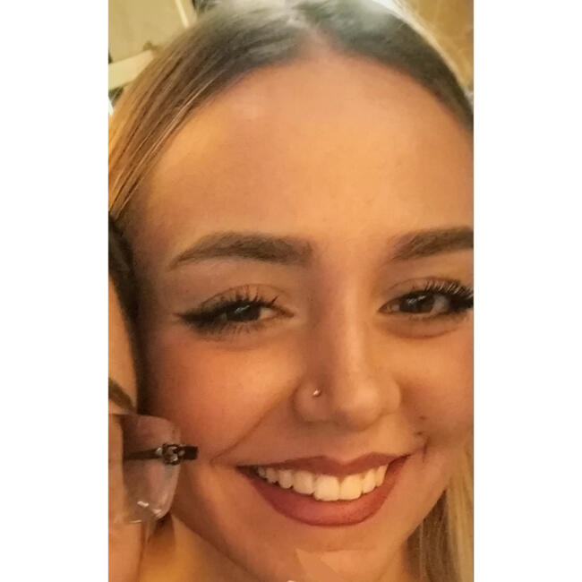 Babysitter a Camporotondo Etneo: Giulia