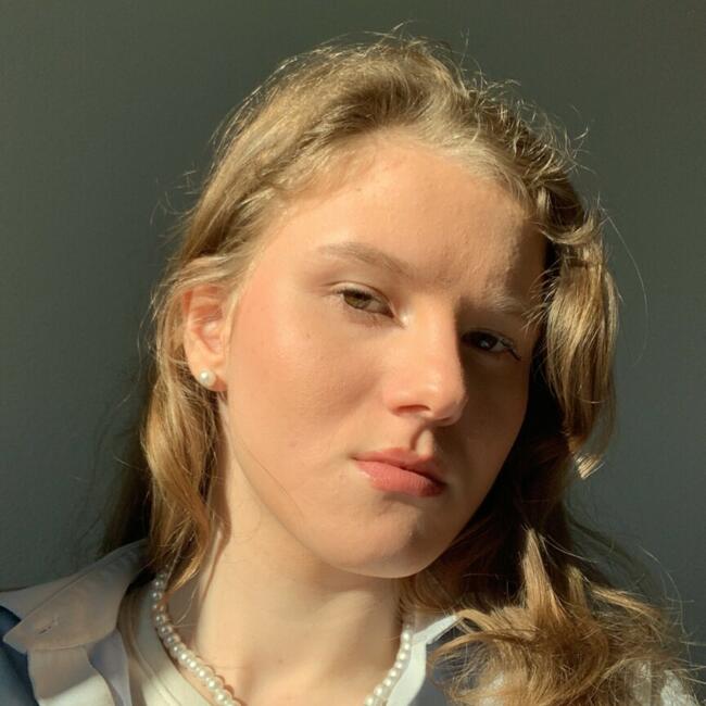 Babysitter in Oradea: Alexandra