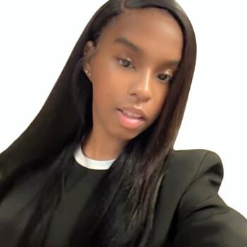 Babysitter in Tremblay-en-France: Marie-Laure