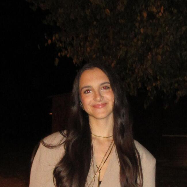 Babysitter em Leiria: Íris