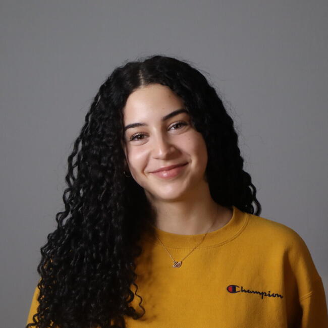 Baby-sitter in Richmond Hill: Lea