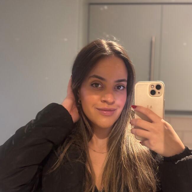 Babysitter in Dublin: Ana luiza
