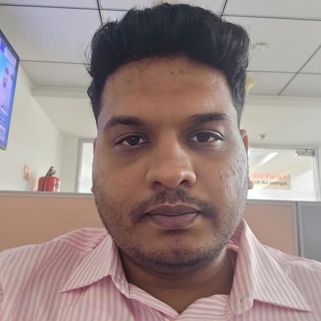 अहमदाबाद में बेबीसिटिंग की नौकरी: Yash