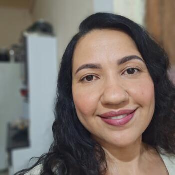 Babysitter in São João de Meriti: Natália