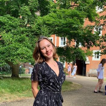 Babysitter in Berlin: Teodora