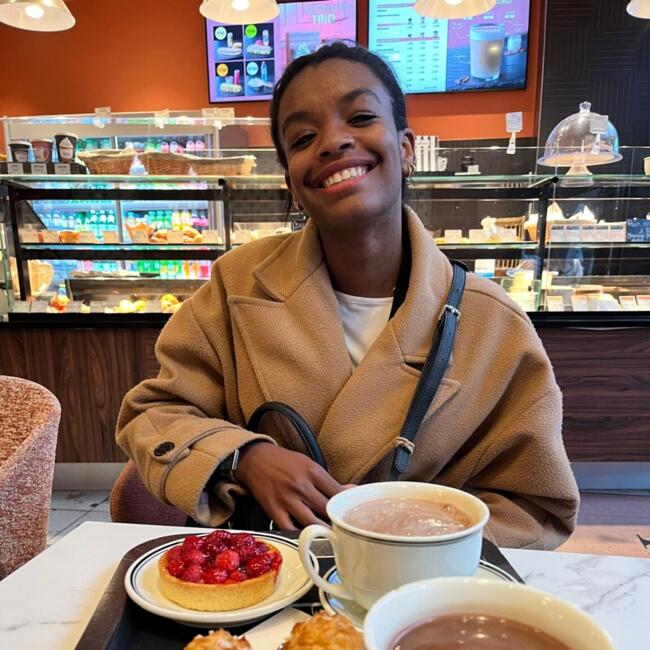 Babysitter in Annecy: Tanaïs