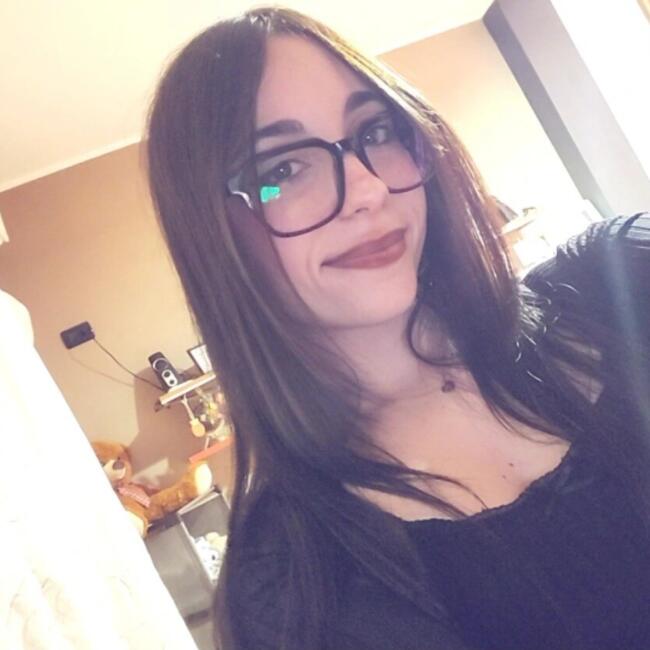 Babysitter in Petacciato: Alaska