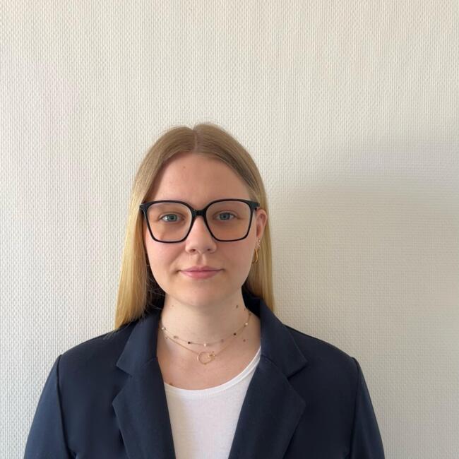 Babysitter in Oullins: Loïse