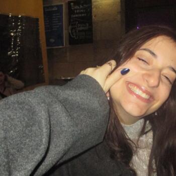 Babysitter Tours: Sarah