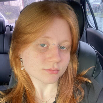Babysitter in Curitiba: Iara
