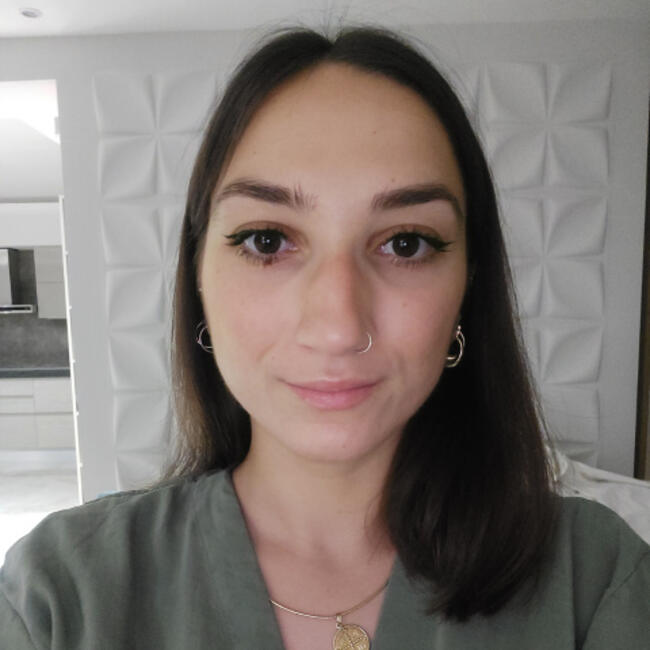 Babysitter in Larissa: Ιωάννα