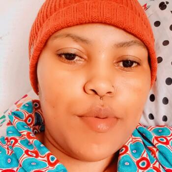 Babysitting job in Mount Frere: babysitting job Zininzi