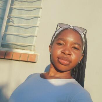 Babysitter in Lusaka: Naomi