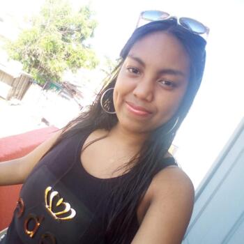 Babysitter Nantes: Mano