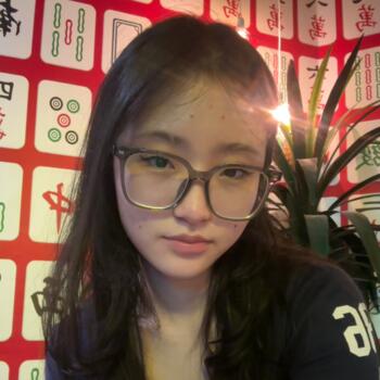 Babysitter in Singapore: Zhaoyi