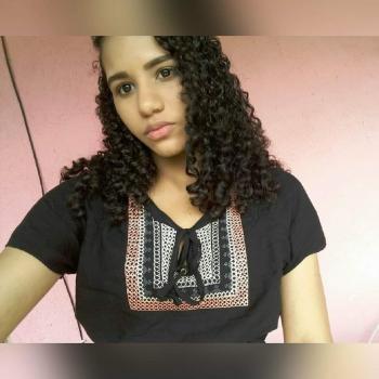 Babá em Angra dos Reis: Helen Barcelos dos Santos